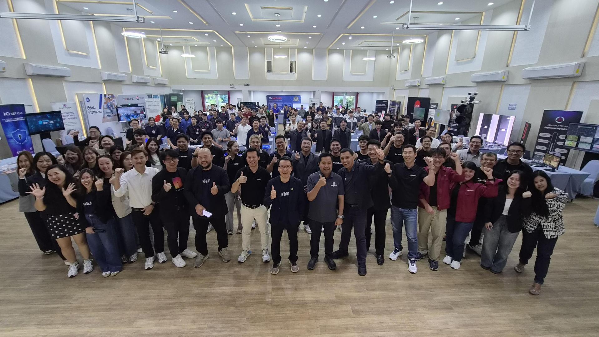 รูปรวมงานสัมมนา AI REVOLUTION FOR MANUFACTURING 2026